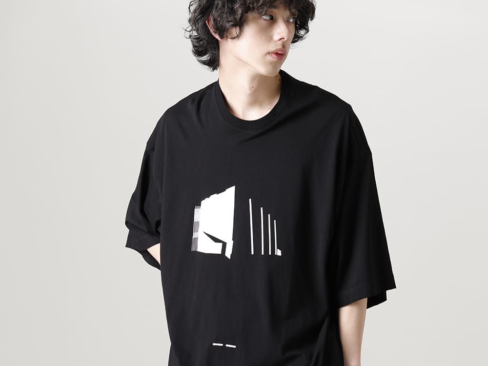 JULIUS 2023SS - The JULIUS 2023SS collection is now available! Sales have started both in-store and online! - 817CPM1(Cotton/Modal Jersey Front Print Short Sleeve T-Shirt) - 3-005