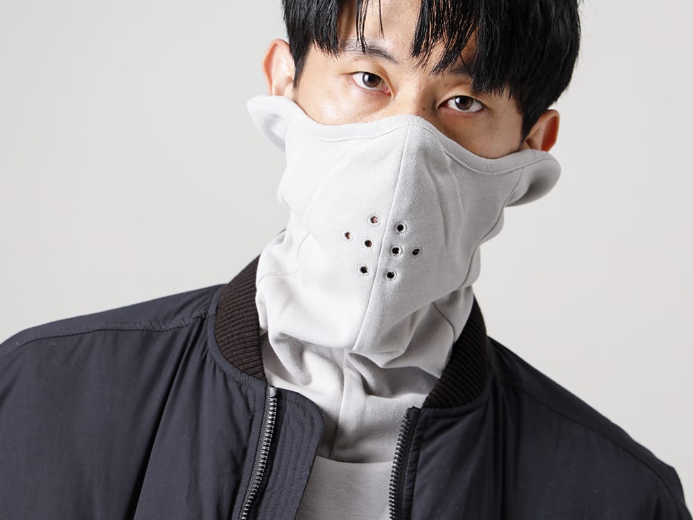 CIVILIZED 2022-23AW Select a balaclava-designed cut sewn innerwear for bomber jackets that will keep you warm  - SA1VZ0002 - Hanging Phone Pouch - VI-3507-06 - Doen Bomber Jacket - CM-2301-Gray - Balaclava Neck LS Gray 2-005