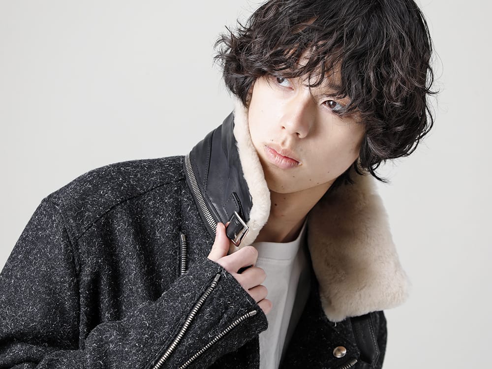 RIPVANWINKLE - リップヴァンウィンクル 2022-23AW ホワイトカラーの色味を挿し色にした前開きでラフでに着るツイードアウター  - RB-450 - ウールボア ライダース - RB-402-White - クロスジャージー L/S ホワイト 2-002