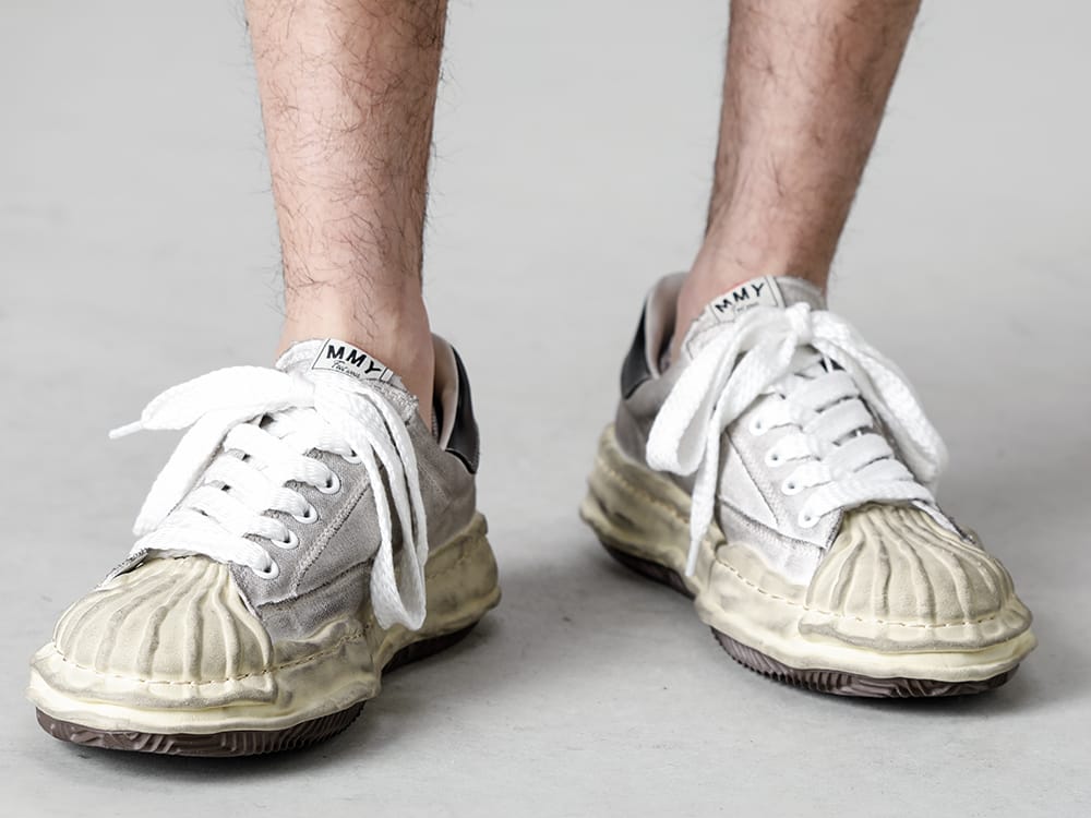 Maison MIHARAYASUHIRO - メゾン ミハラヤスヒロ 2023SS 見出し3 - A10PT034 - ラップ-ウエスト カスリ チェック ショーツ - A10FW712-White - ブレイキー ロー オリジナルソール キャンバス スニーカー White 3-005