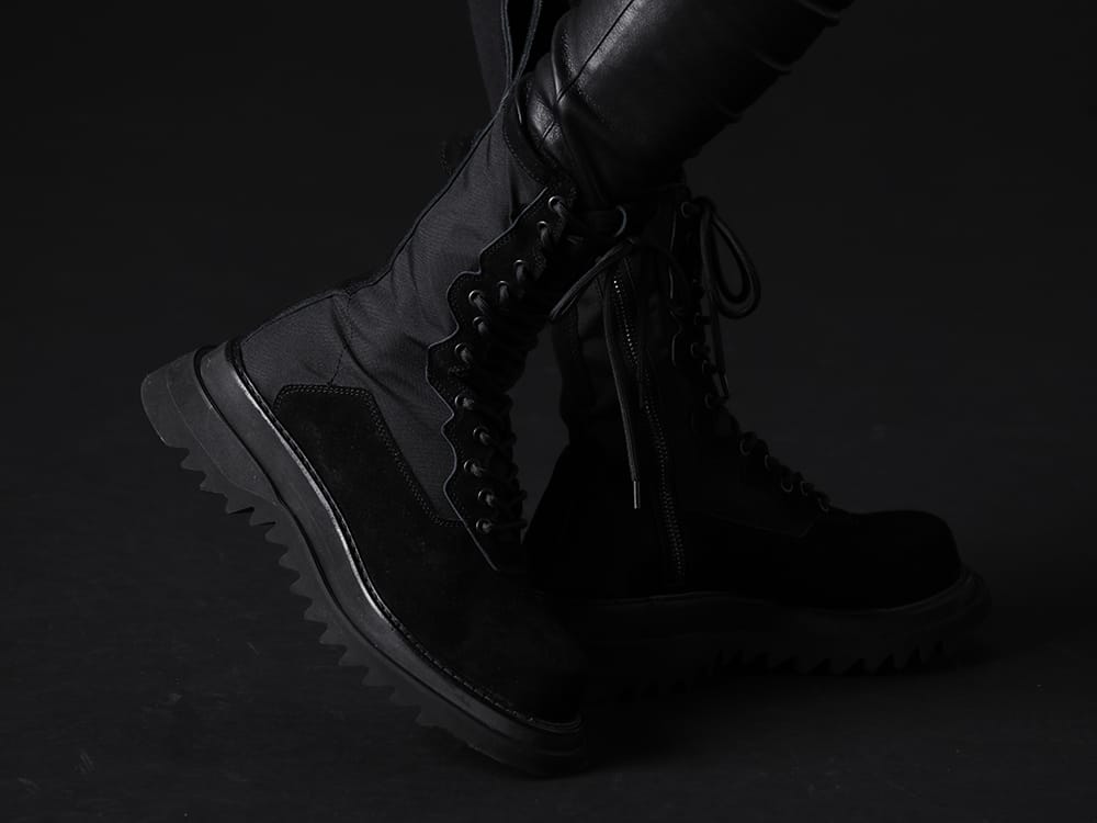 ユリウス 2023PS - JULIUS(ユリウス) 2023PSコレクション ファイナルデリバリー！只今より店頭・通販共に販売開始！ - 807FWM1(カウベロア レースアップ コンバットブーツ) - 1-003