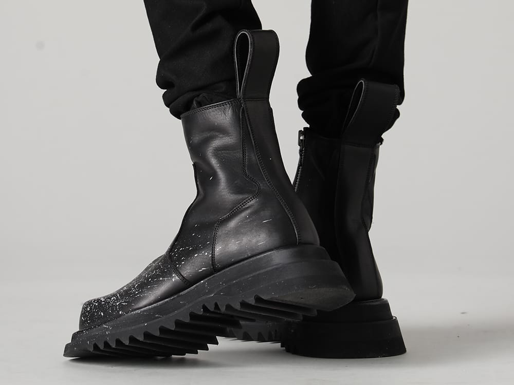 ユリウス 2023PS - JULIUS(ユリウス) 2023PSコレクション ファイナルデリバリー！只今より店頭・通販共に販売開始！ - 807FWM2-P(カウスキン ペイント サイドジップブーツ) - 1-008