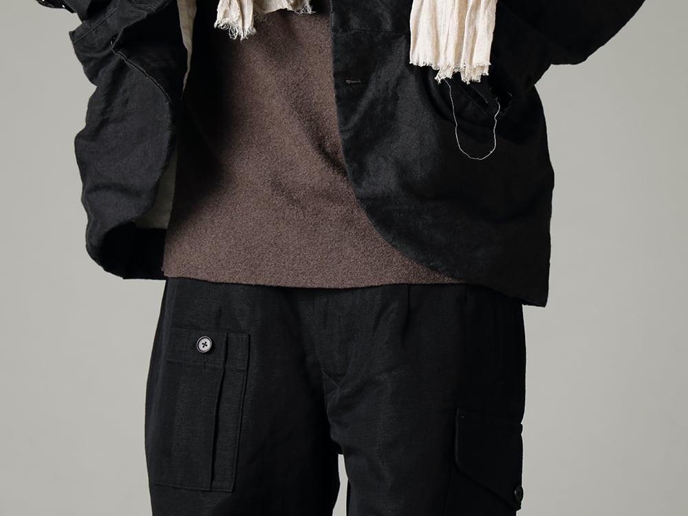 GARMENT REPRODUCTION OF WORKERS(ガーメント リプロダクション オブ ワーカース) 22-23AW(秋冬) ユニークなフロントデザインが光る  - Vincent-Jacket-Washi-Black ビンセント ジャケット 和紙 ブラック - TTW-wkp-Khaki ウールボトルネック カーキ - scarf-Beige リネンストール ベージュ 2-004