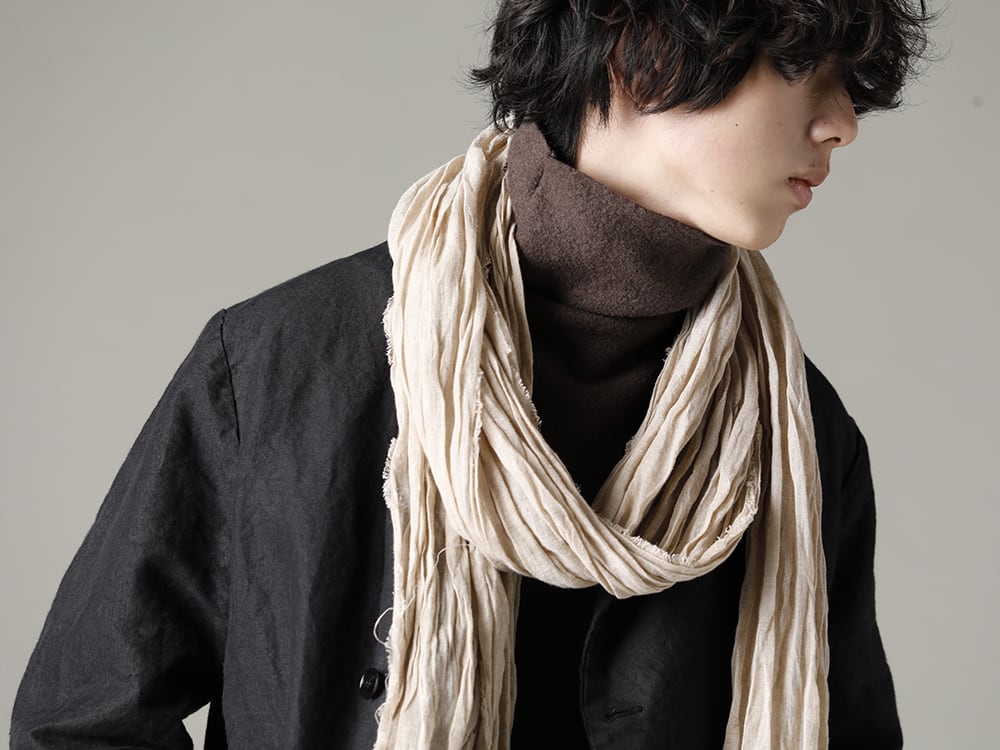 GARMENT REPRODUCTION OF WORKERS(ガーメント リプロダクション オブ ワーカース) 22-23AW(秋冬) ストールで大人の小慣れたファッションに - Vincent-Jacket-Washi-Black ビンセント ジャケット 和紙 ブラック - TTW-wkp-Khaki ウールボトルネック カーキ - scarf-Beige リネンストール ベージュ 3-002