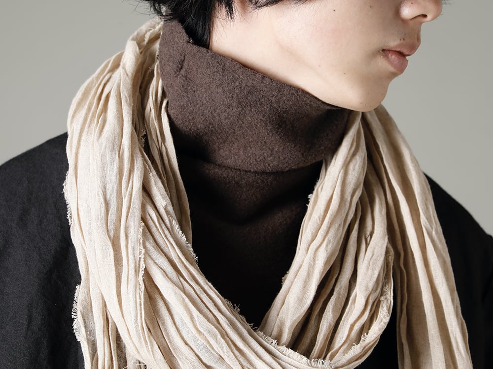 GARMENT REPRODUCTION OF WORKERS(ガーメント リプロダクション オブ ワーカース) 22-23AW(秋冬) ストールで大人の小慣れたファッションに - Vincent-Jacket-Washi-Black ビンセント ジャケット 和紙 ブラック - TTW-wkp-Khaki ウールボトルネック カーキ - scarf-Beige リネンストール ベージュ 3-003