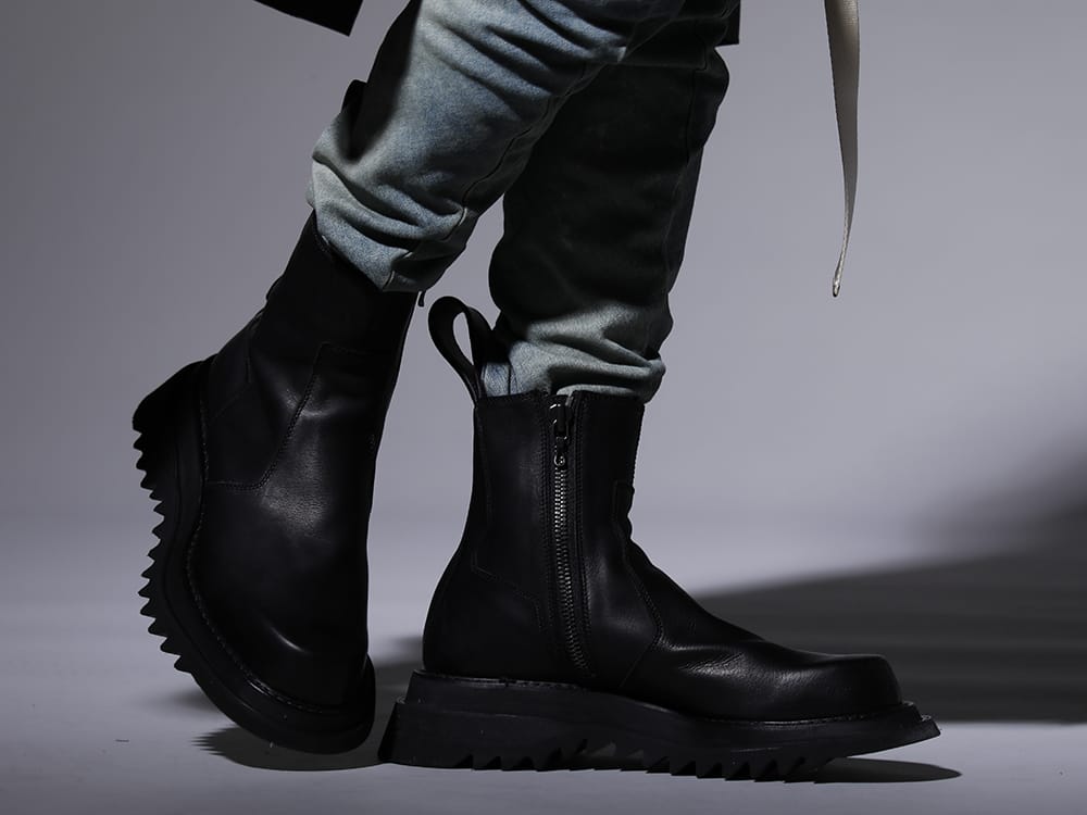 JULIUS 2023SS - Cargo pants and boots with a military feel - 807FWM2(Cow Skin Side Zip Boots) - 3-006