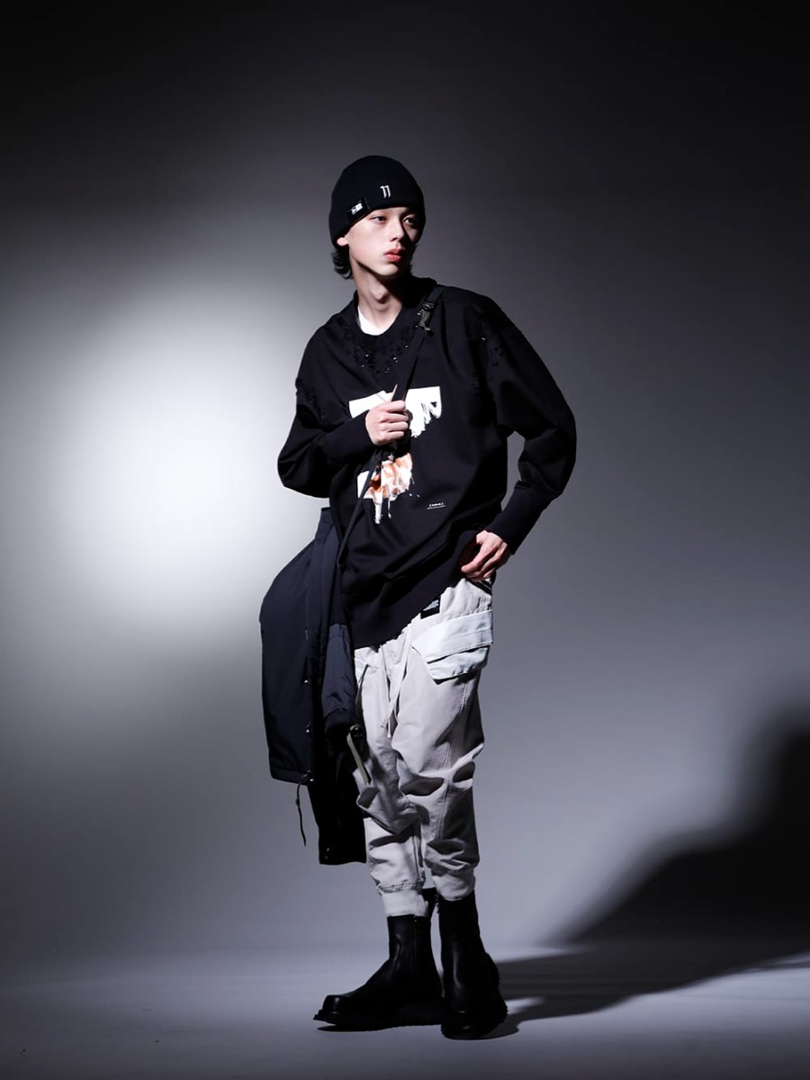 ACRONYM / JULIUS / 11 by Boris Bidjan Saberi 2023SS - The best coach jacket with attention to detail - J95-PL(Insulated Coach Jacket) 807CUM4-Black(Cotton Sweat Damaged Pullover Black) 807PAM1-Light-Gray(Cotton Sweat Sarrouel Pants Light Gray) 807FWM2(Cow Skin Side Zip Boots) BEANIE1-11xNE-Black-light-gray(11 by BBS × New Era - BEANIE1 11xNE Black × Light Grey) - 1-011