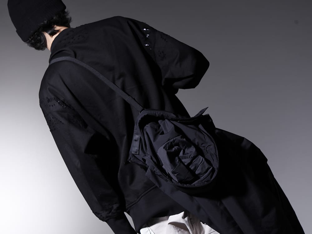 ACRONYM / JULIUS / 11 by Boris Bidjan Saberi 2023SS - The best coach jacket with attention to detail - J95-PL(Insulated Coach Jacket) 807CUM4-Black(Cotton Sweat Damaged Pullover Black) BEANIE1-11xNE-Black-light-gray(11 by BBS × New Era - BEANIE1 11xNE Black × Light Grey) - 2-015