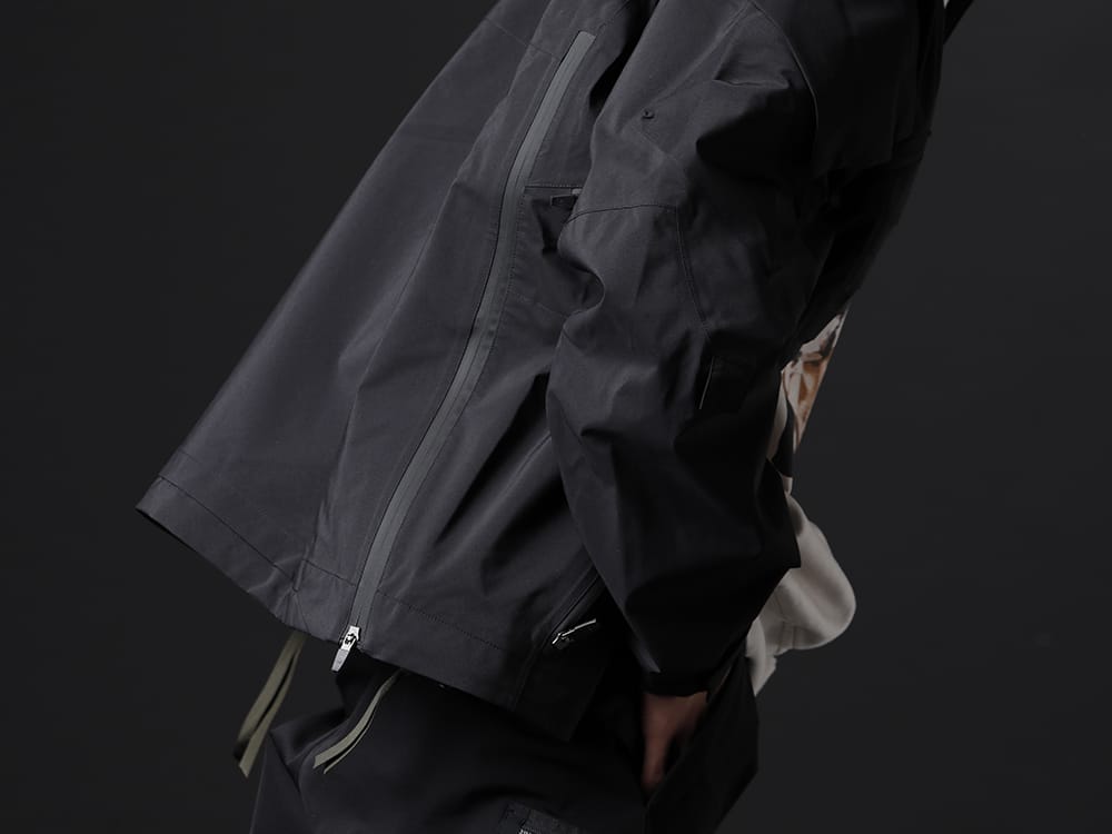 アクロニウム 2023SS - 多くの機能を備える、ブランドを代表する1着 - J1WTS-GT-Black(Tex-Sys Jacket Black) - 2-007