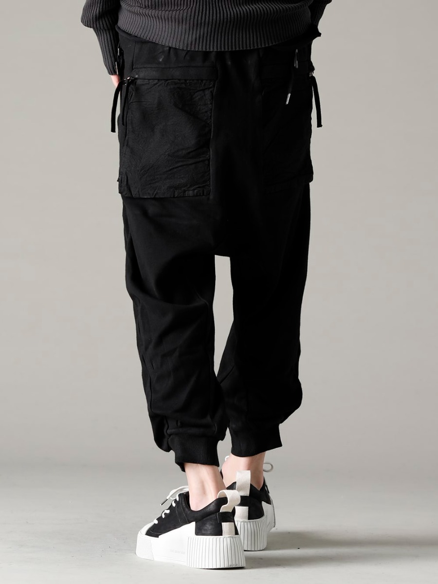 DEVOA BORIS BIDJAN SABERI 22-23AW The soft material characteristic of sweatshirts is given just the right amount of weight with military details.  - KN4-FFM30012 124-P18.1 P18.1 F0409C BAMBA2.1-LEATHER-WHITE-SOLE Bamba 2.1 Leather / White sole 2-002