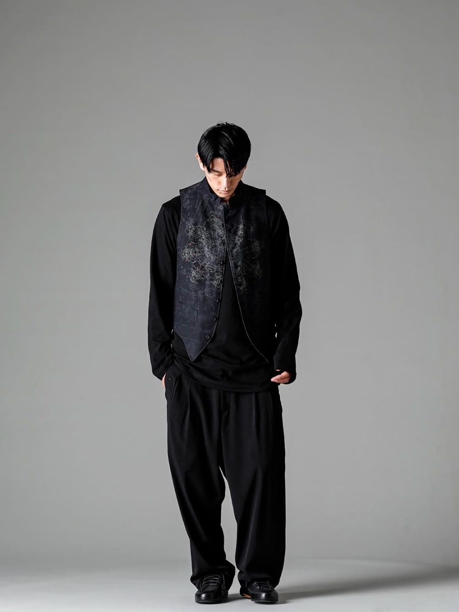 Yohji Yamamoto(ヨウジヤマモト) 23SS(春夏) collection Style #1 1-009