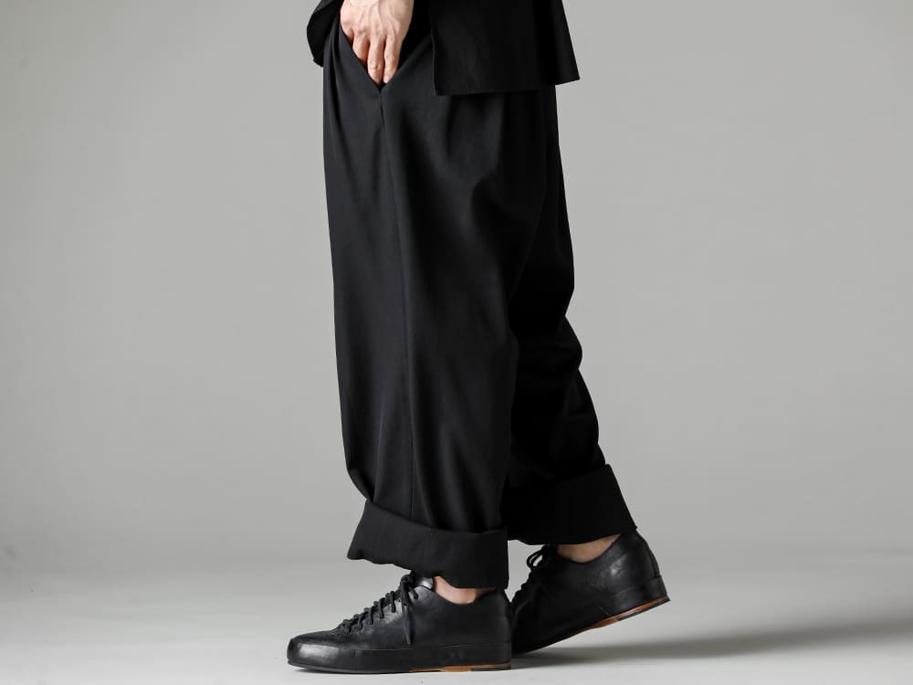 Yohji Yamamoto-ヨウジヤマモト 23SS(春夏) 23SS独自のロールアップ機構を備えたコットンライニングパンツ - HZ-P32-100-12タックフラップパンツ - Handsewn-Classic-Lo-ハンドソーン クラシック ロー-3 3-003