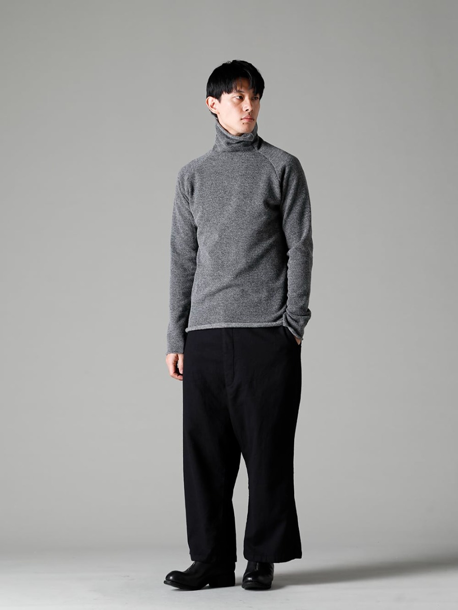 ware(ウェア) 22-23AW イタリア老舗メーカーの生地を使用 - TTC-wmpl-Grey-Beige イタリア マペル ウールニットボトルネック グレーベージュ - Bretagne-pants-Long-Wool-Black ブルターニュ パンツ ロング ウール ブラック 3-001