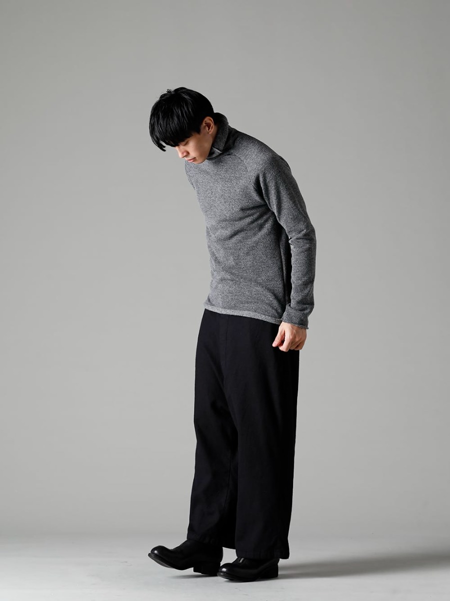 ware(ウェア) 22-23AW イタリア老舗メーカーの生地を使用 - TTC-wmpl-Grey-Beige イタリア マペル ウールニットボトルネック グレーベージュ - Bretagne-pants-Long-Wool-Black ブルターニュ パンツ ロング ウール ブラック 3-002