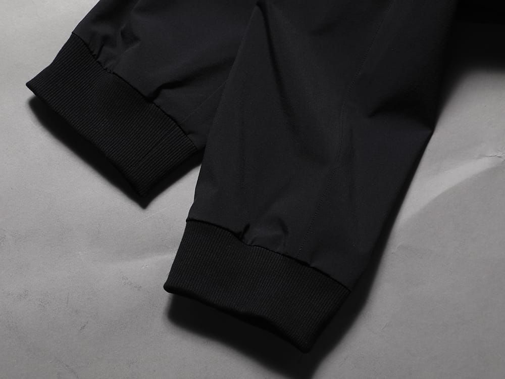 The Viridi-anne 2023SS - Cargo pants that are both practical and functional - VI-3563-04-Black(Water-Repellent Stretch Cargo Pants Black) - 3-009