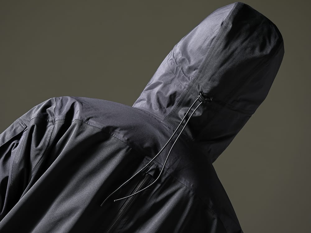 The Viridi-anne - ザ ヴィリジアン 2023SS 機能性豊富な撥水加工 フーデッドジャケット  - VI-3557-06-black - 撥水加工 フーデッドジャケット ブラック - VI-3587-07 - レイヤード リブ セーター 2-003