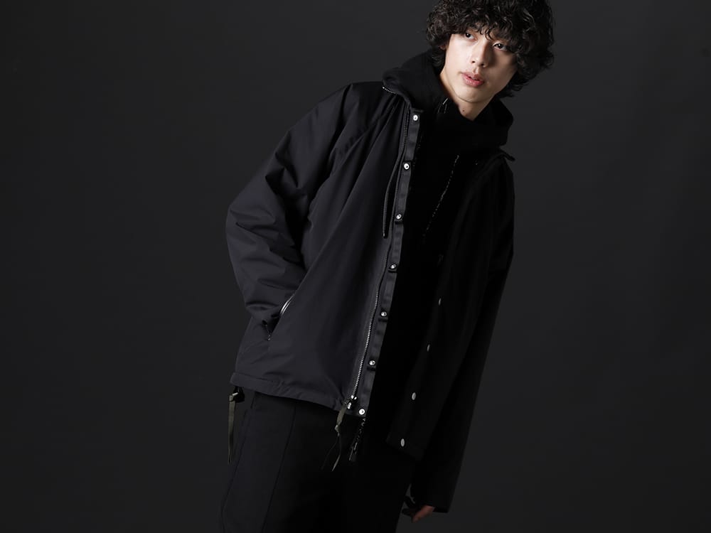 アクロニウム / ディーハイゲン 2022-23AW - 防風性、耐水性、通気性を兼ね揃えたコーチジャケット。 - J95-PL(Insulated Coach Jacket) ST107-0922A(ヘビーコットンジャージダブルジップフーデッド オールインワン) - 2-001