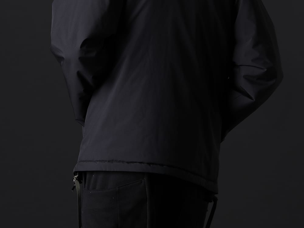 アクロニウム  2023SS - 防風性、耐水性、通気性を兼ね揃えたコーチジャケット。 - J95-PL(Insulated Coach Jacket) - 2-010