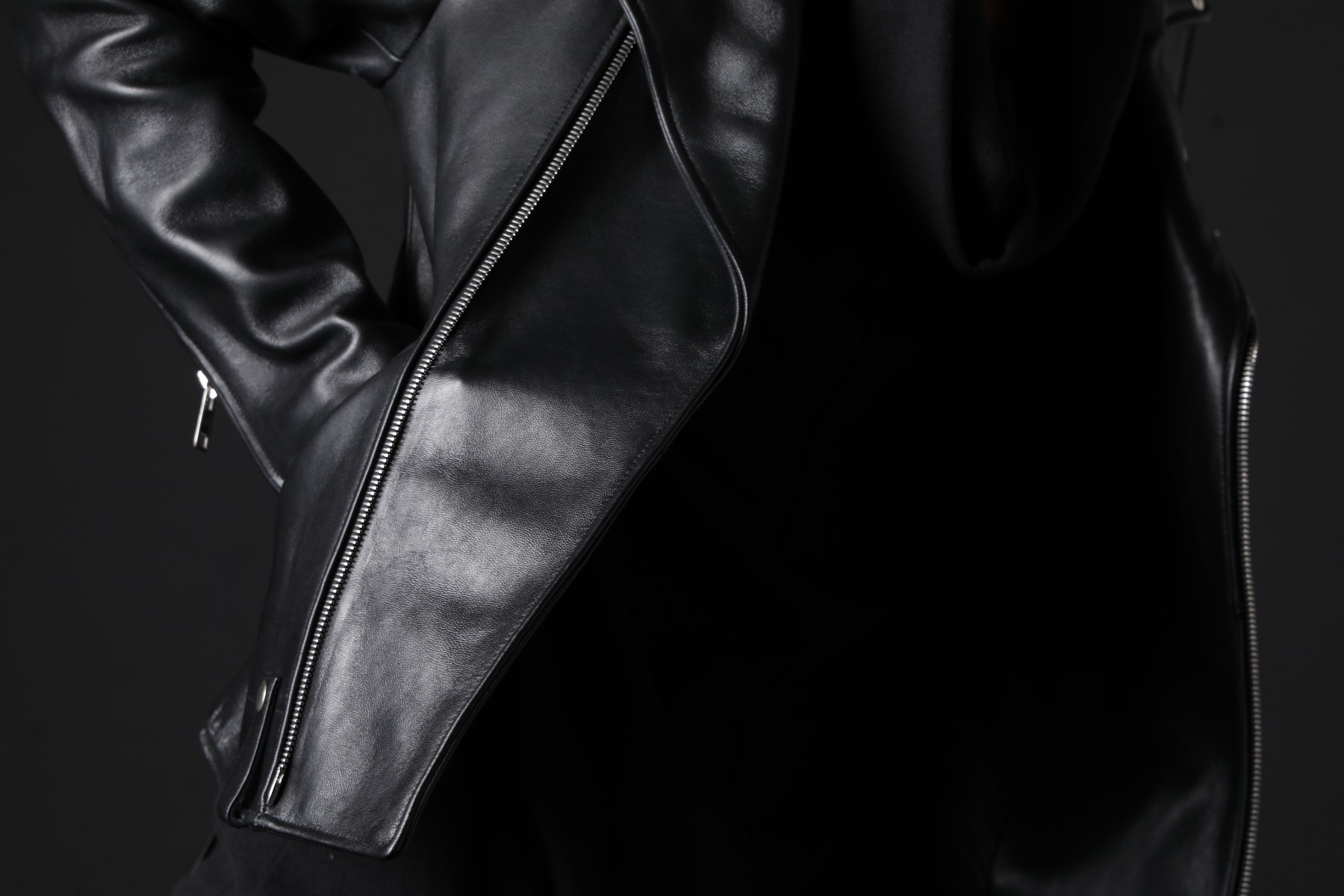 GalaabenD / kiryuyrik 2023AW - GalabenD's classy double rider jacket - 87115208(Motorcycle Jacket) KO-HT19-060(Smooth Brushed Loose High Neck) - 2-006