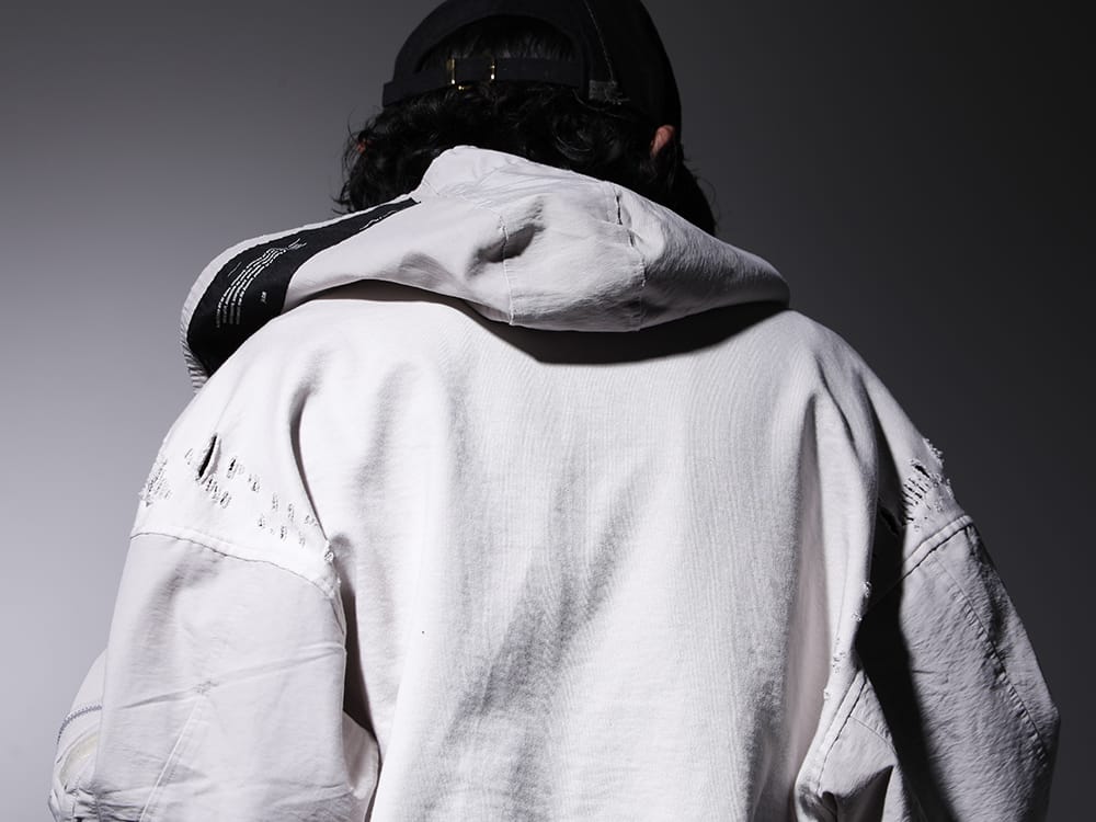JULIUS 2023PS - Hoodie with a military feel in the damage and details - 807CUM3-Plaster(Cotton Sweat Damaged Combo Hoodie Plaster) - 2-008