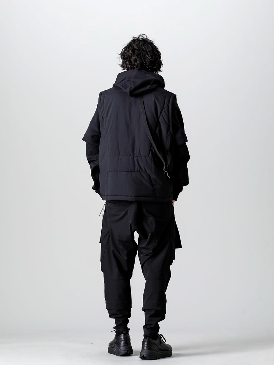 ACRONYM - アクロニウム 2022-23AW スタイリング 見出し1 - V91-WS - Insulated Vest - S34-PR - Sweat Hoodie - P23A-DS-Black - Wide Trousers Black 1-002