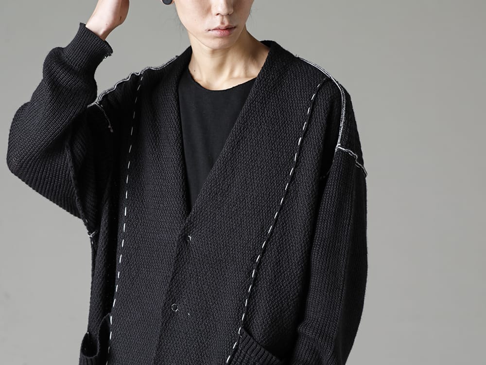 The Viridi-anne 2023SS This cardigan combines multiple knitting fabrics  - VI-3586-07-Black - Hard Twisted Ramie Yarn Cardigan Black 2-001