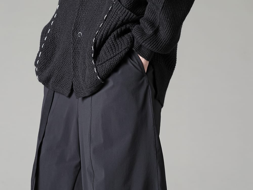 The Viridi-anne 2023SS Wide pants made of stretch taffeta with a cool and refreshing feeling - VI-3562-04-Black - Water-Repellent Stretch Wide Pants Black - VI-3555-09-Black - Sneakers Black 3-003