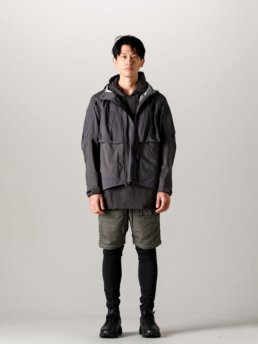 RIPVANWINKLE Solid Hoodie Layered Style - FASCINATE BLOG