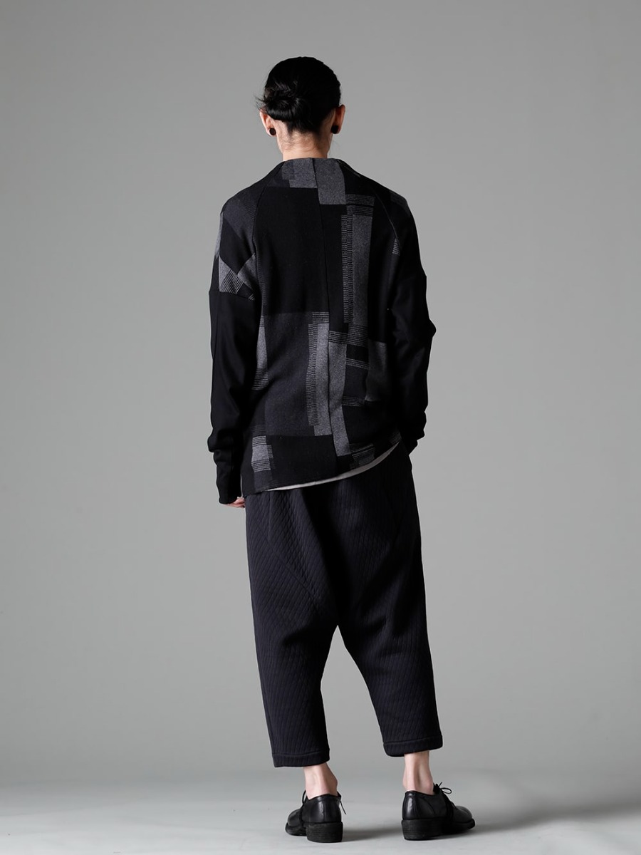 DEVOA(デヴォア) GUIDI(グイディ) 23SS(春夏) スタイリング 春夏らしいリラックスしたムードでさらりと着る - JKN-JQSC ジャケット シルク / コットンジャカード CSC-DSH3-Stone-Gray セミハイネックロングスリーブ スビンコットンジャージー ストーングレー PTN-DKKL ドロップクロッチクロップドパンツ キルトコットン / ポリエステル 792Z クラシック ダービーシューズ レースアップ ダブルソール - ホース フルグレイン - 792Z  1-002