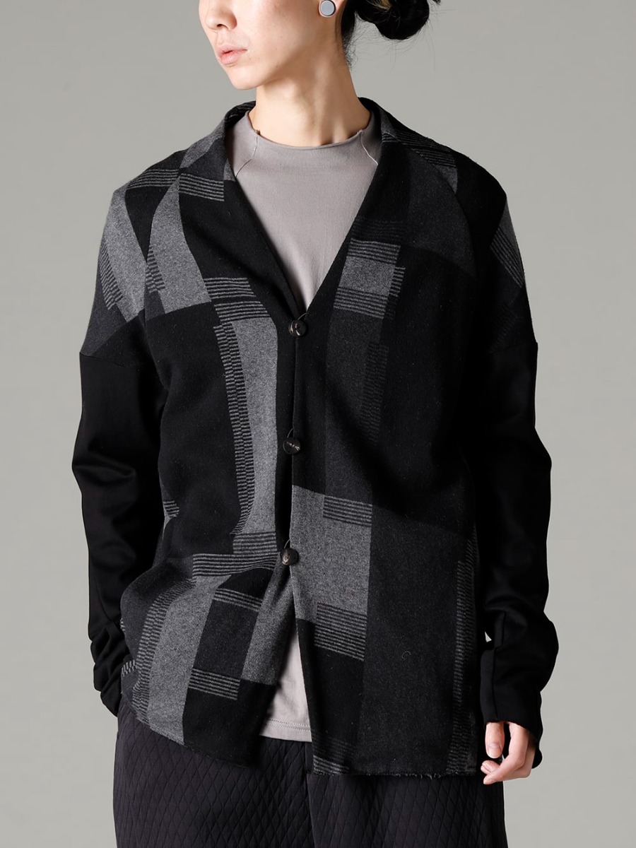 DEVOA(デヴォア) GUIDI(グイディ) 23SS(春夏) カーディガンの感覚で使える個性的なアイテム  - JKN-JQSC ジャケット シルク / コットンジャカード CSC-DSH3-Stone-Gray セミハイネックロングスリーブ スビンコットンジャージー ストーングレー