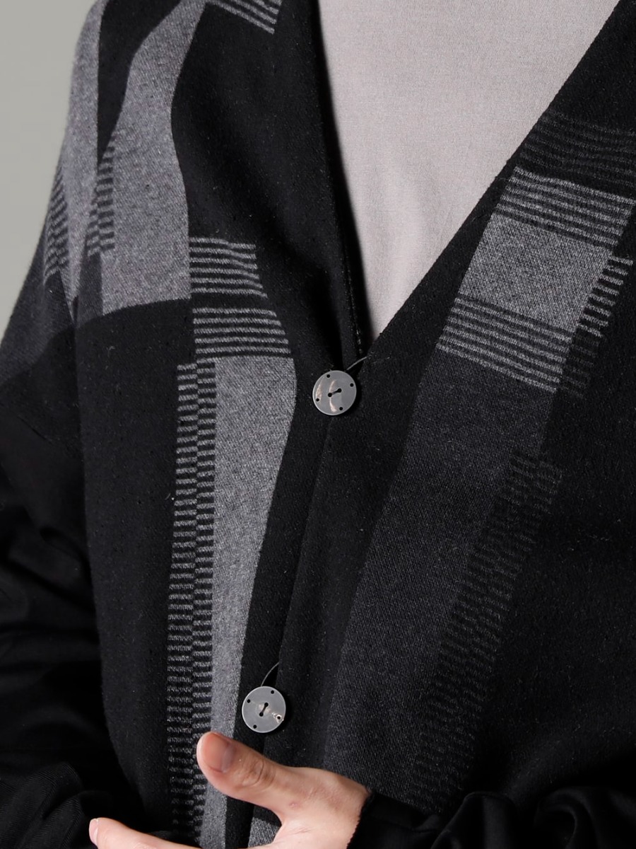 DEVOA(デヴォア) GUIDI(グイディ) 23SS(春夏) カーディガンの感覚で使える個性的なアイテム  - JKN-JQSC ジャケット シルク / コットンジャカード CSC-DSH3-Stone-Gray セミハイネックロングスリーブ スビンコットンジャージー ストーングレー 2-005