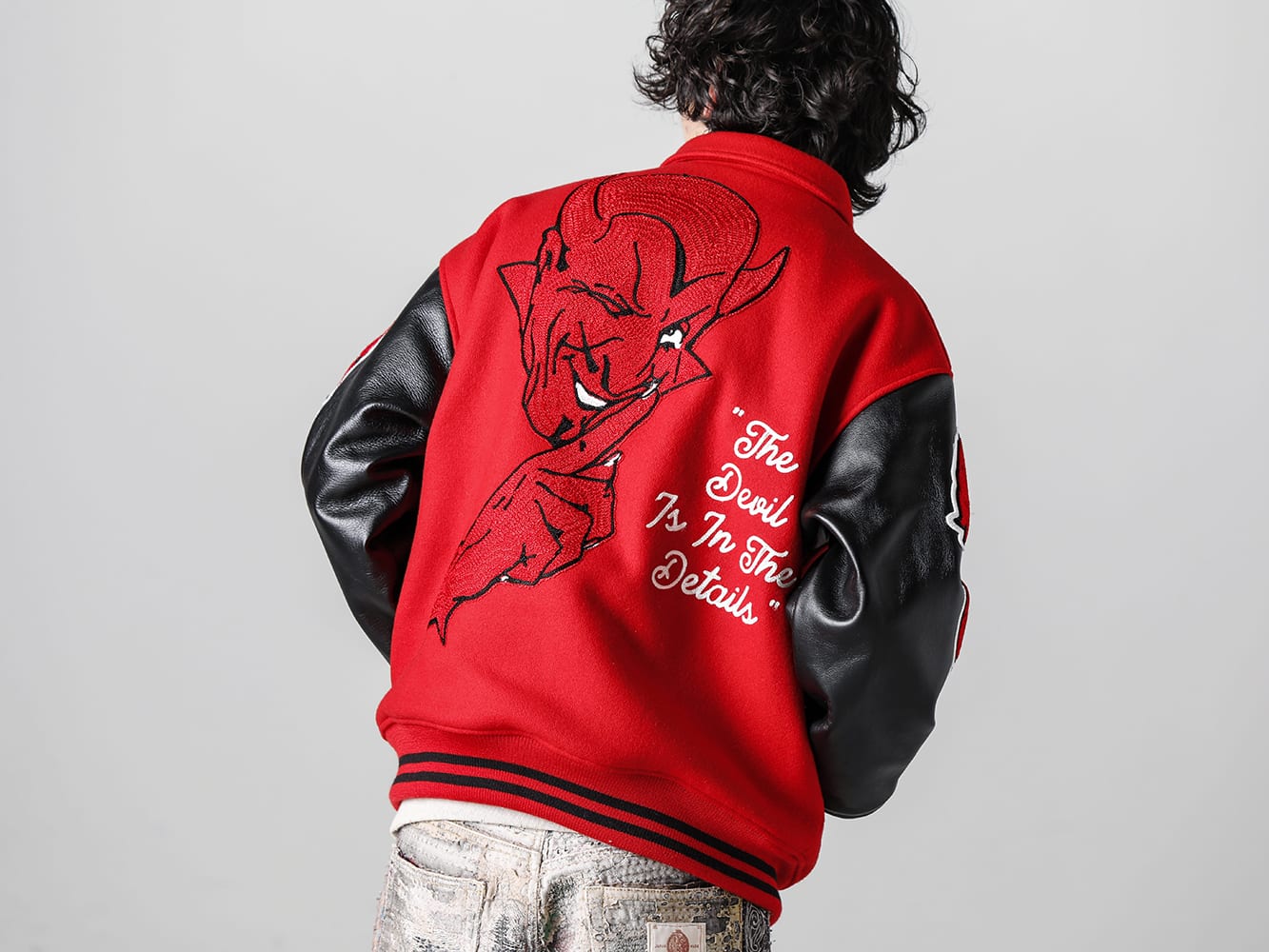 セントマイケル 2022-23AW - ©️SAINT M×××××× 2022-23秋冬コレクションより新作アイテムがリリース！只今より通販にて販売開始です！- SM-A22-0000-035(DEVIL バーシティジャケット レッド) - 1-002