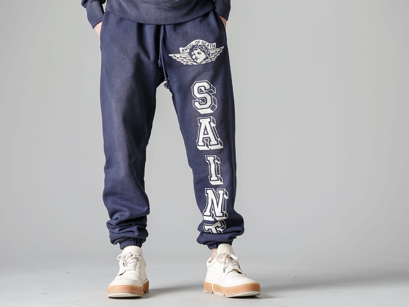 セントマイケル 2023SS - ©️SAINT M×××××× 2023春夏コレクションより新作アイテムがリリース！只今より通販にて販売開始です！ - SM-S23-0000-054(エンジェル スウェットパンツ) - 2-001