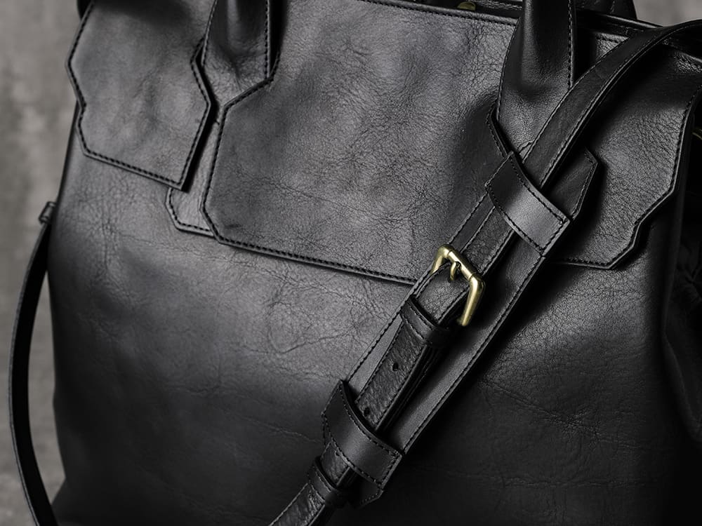 cornelian taurus by daisuke iwanaga-コーネリアンタウラス バイ ダイスケイワナガ 23SS(春夏) cornelian taurus by daisuke iwanaga-コーネリアンタウラス バイ ダイスケイワナガ - 23SS(春夏) collection Key hole MID Cow Mineral. 1-004