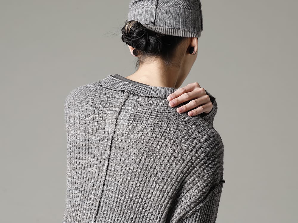 ザ ヴィリジアン 2023SS - 爽快感のあるニット素材 - VI-3585-07-Gray-Brown(ハード ツイスト ラミーヤーン セーター グレーブラウン) VI-3615-09-Gray-Brown(ニットハット グレー ブラウン) - 2-006