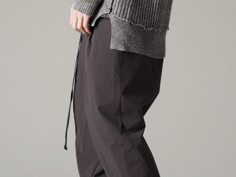 ザ ヴィリジアン 2023SS - 天候を気にせずに着用できる万能アイテム - VI-3562-04-Dark-Gray(撥水加工 ストレッチ ワイドパンツ ダーク グレー) - 3-005