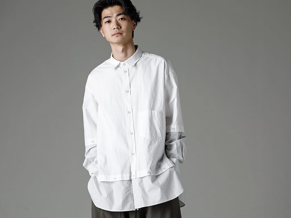 The Viridi-anne 2023SS Striped shirt with detachable design.  - This striped shirt has detachable collar, sleeve and hem parts with buttons. VI-3582-02 - Stripe Detachable Shirt 2-001