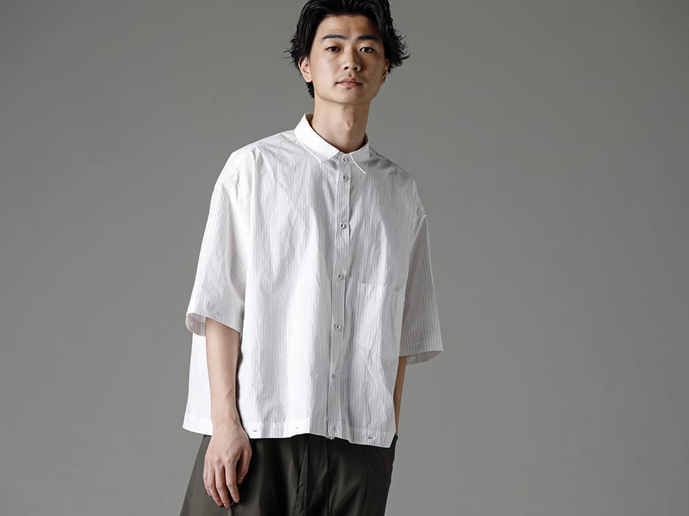 The Viridi-anne 2023SS Striped shirt with detachable design.  - VI-3582-02 - Stripe Detachable Shirt 2-006