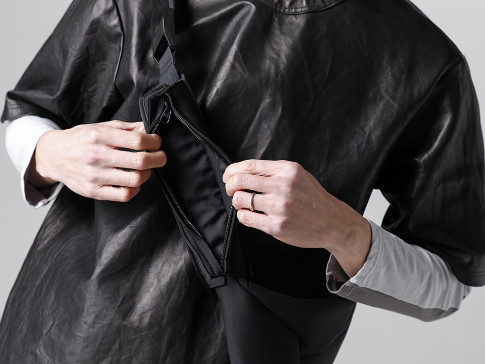 RIPVANWINKLE - リップヴァンウィンクル 2023SS ヨーロッパ産原皮を使用したレザーTは、ナチュラルな素材表情が雰囲気のある仕上がり  - RW-516 - ソリッド レザーT - RW-501-Sand Beige - トレイル L/S サンドベージュ 2-005