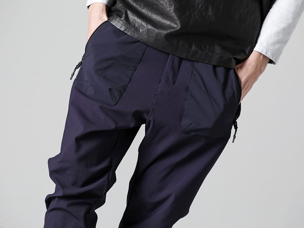 RIPVANWINKLE - リップヴァンウィンクル 2023SS 全方向に伸縮がある快適なマルチストレッチ素材を使用した新型のライトサルエルジャージー - RW-511-Almandine - ライト サルエルジャージー アルマンダイン - RW-416 Khaki - モック トレーナー Khaki 3-002