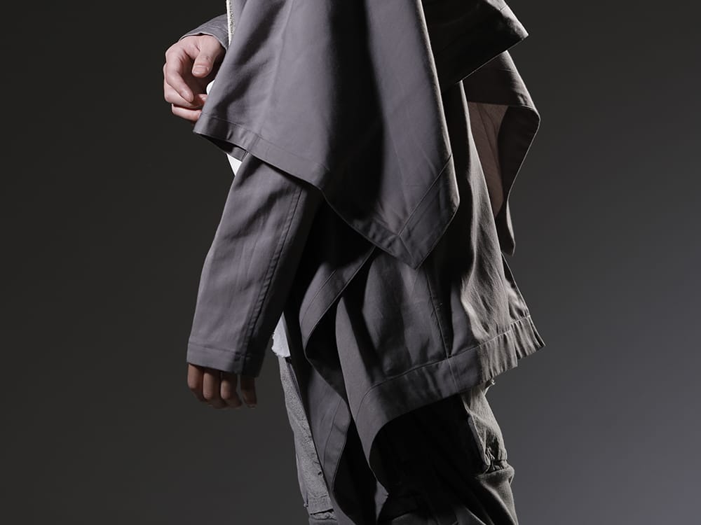 ユリウス 2023SS JULIUS shirt cardigan draped and layered to charm! - 819SHM1-gray(Rayon/Cotton Cloth Drape shirt Gray) - 2-006