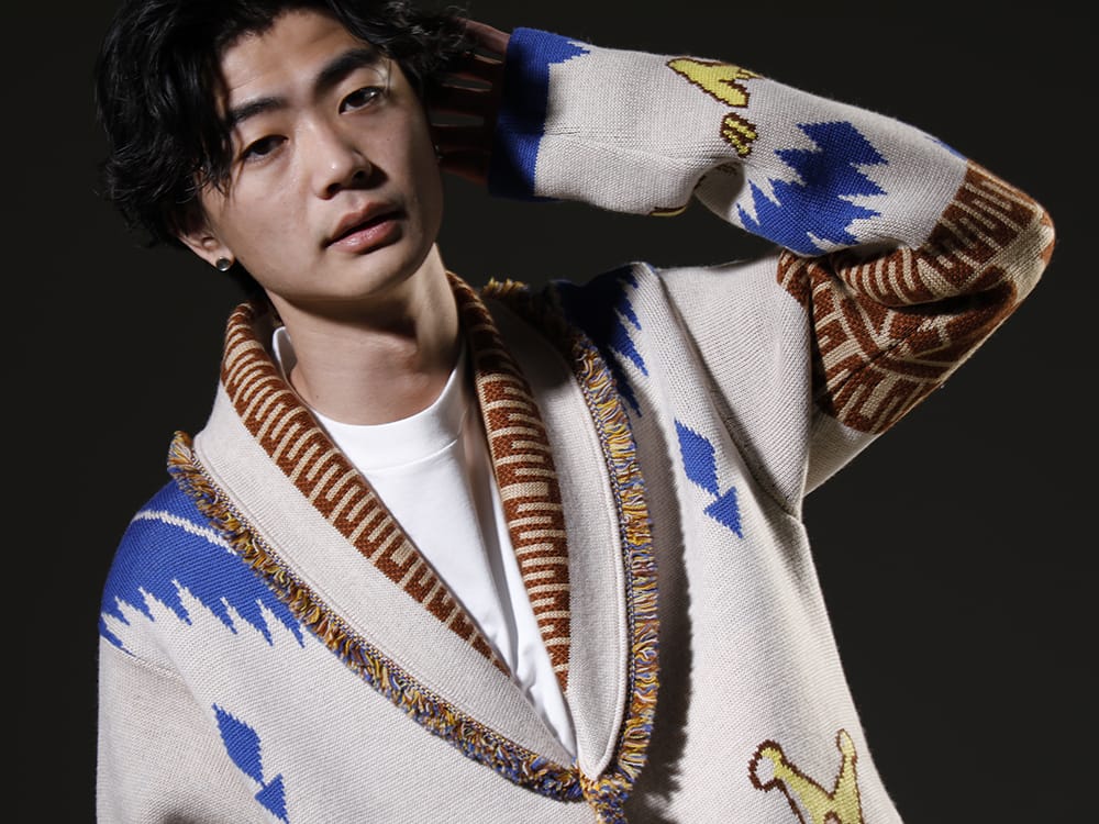 ALANUI / PHENOMENON 2023SS A popular, well-crafted cardigan from a brand that has been carefully selected. - LMHS23-048(LOONEY TUNES × ALANUI Tweety Cowboy Icon Cardigan) MHTCAJP01(P+M Logo Long Sleeve Tee) - 2-004