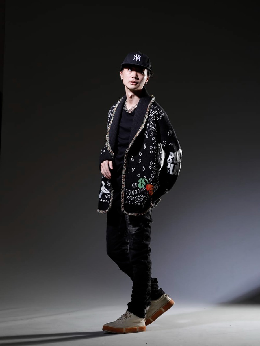 ALANUI / NVCLEAR / BORIS BIDJAN SABERI / Guidi / NVCLEAR / TAKAHIROMIYASHITATheSoloist 2023SS This styling uses ALANUI knitwear, which offers the ultimate in comfort. - LMHS23-047(LOONEY TUNES × ALANUI Bugs Bunny Bandana Cardigan) 817CPM2-M(Cotton/Modal Jersey Short Sleeve T-Shirt) P13-TF-F1603K-BLACK-DENIM(P13. TF F1603K BLACK DENIM) GJ02-CO00T(Laced Up Boots - Horse Full Grain Leather - GJ02 CO00T) NV_002-Black-Dye(NV LOGO FR ARMY COTTON CAP BLACK DYE) sa.0024AW22(Quadruple glass beads with ball chain necklace) - 1-003