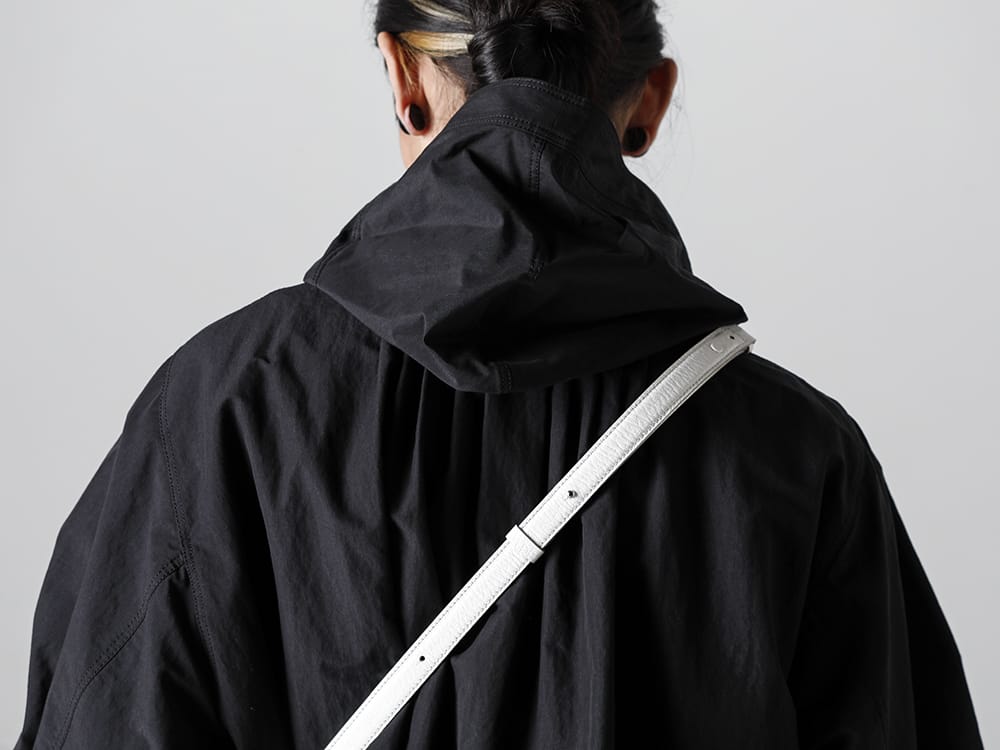 IRENISA - イレニサ 23SS 見出し2  - IH-23SS-J017-CS-Rain Parka Black - SB1WG0018-5AC Camera Bag Medium 2-005