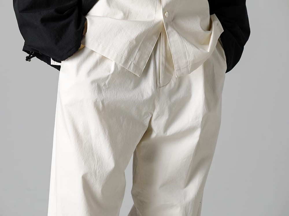 IRENISA - イレニサ 23SS 見出し3 - IH-23SS-P022-CSS-Semi Flared Relaxed Pants Ivory - IH-23SS-B020-CSS-Wide Pockets Shirt Blouson Ivory 3-002