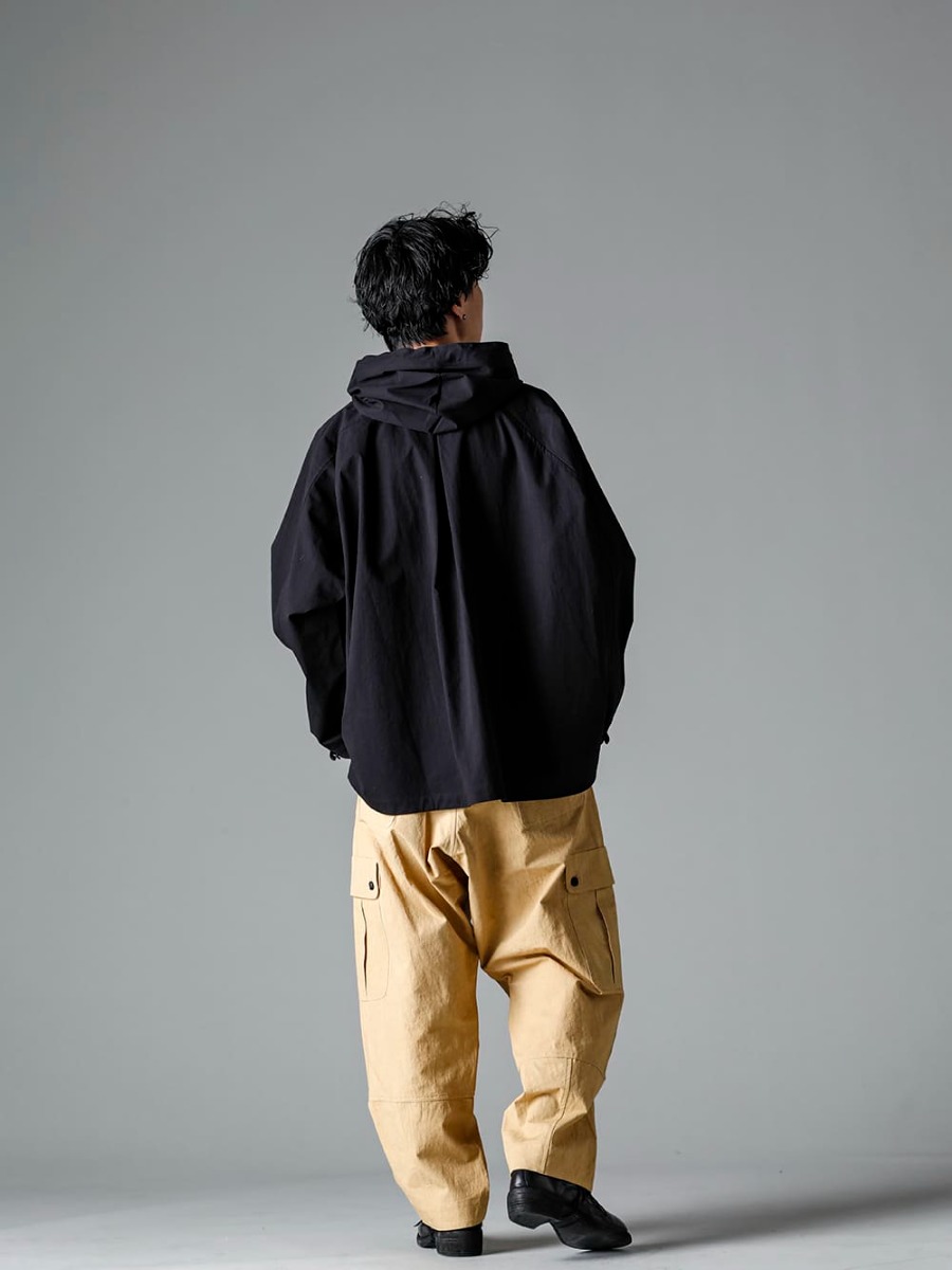 O PROJECT 23SS (Spring-Summer) Styling - Image Detail (Overall Styling Detail) Styling Casual Down with Color Change - O15JKT2-BLACK Hoodie Pullover Jacket Black Water-Repellent Dense Cloak O15 TR3-MUSTARD Cargo Trousers Mustard Fine Canvas Classic Derby Shoes Lace Up Double Sole - Horse Full Grain - 792Z 1-003