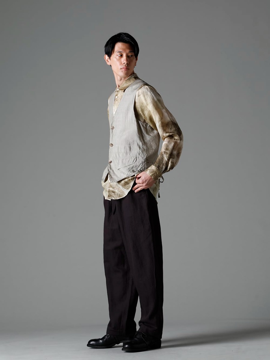 NOUSAN 23SS Unique fabric with a rich taste - 3-B gilet 3B gilet - shirt-Leaf-Print Reguler Collar Shirt (Leaf Print) - villa-A-23SS villa：Wide Easy Pants - 792Z Classic Derby Shoes Double Sole - Horse Full Grain Leather - 792Z 1-005