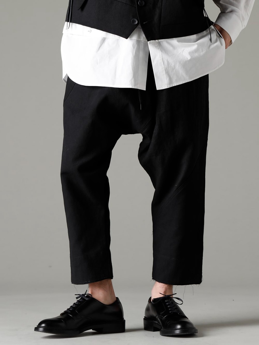 The Viridi-anne(ザ ヴィリジアン) 23SS(春夏) 味のあるディテールをさりげなく用いたデザイン -  VI-3568-04-Black フラグメント ドロップクロッチ トラウザー ブラックIH-22SS-S001-RCレザーシューズ  3-001