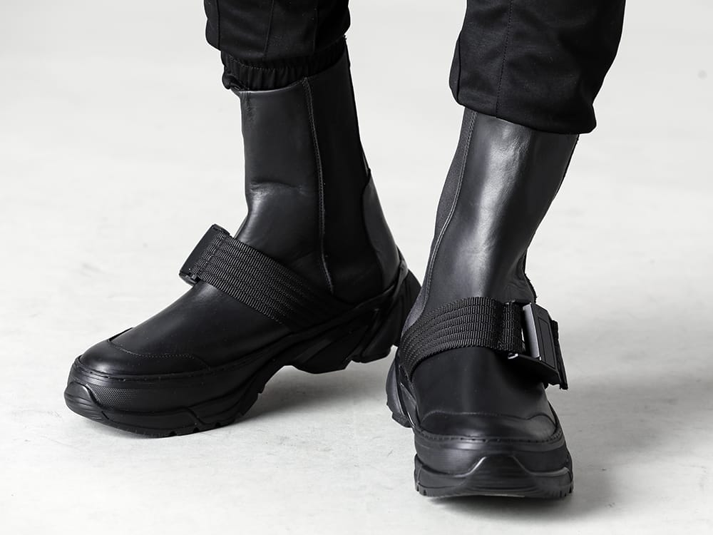 RIPVANWINKLE 23SS ew pants with an attractive silhouette with a gap between the sarouel-like waist and pant hems - RW-521-Tactical Bootie - RW-510-Line Tornado Pans 3-004