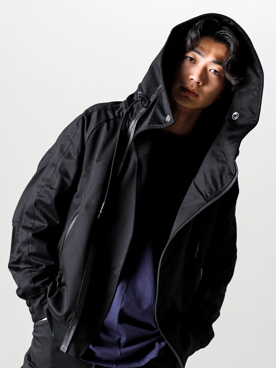 RIPVANWINKLE 2023SS Bicolored Dolman L/S with a fresh impression in two colors from the side  - 画像の詳細(スタイリング全体の詳細) RW-513 - Line Wrap Hoodie - RW-500-Navy × Black - Dolman L/S Navy × Black  2-001